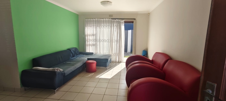 5 Bedroom Property for Sale in Strandfontein Village Western Cape